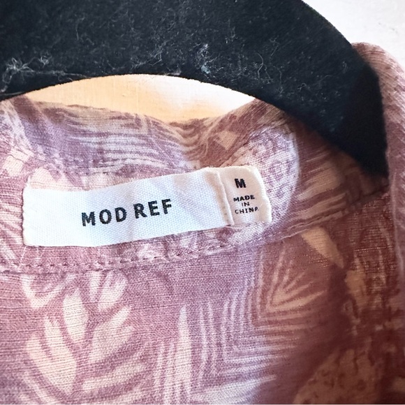 Pink mod ref tie front button up - Picture 3 of 4